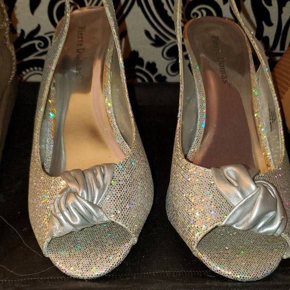 Cinderella slipper heel! - Picture 1 of 4